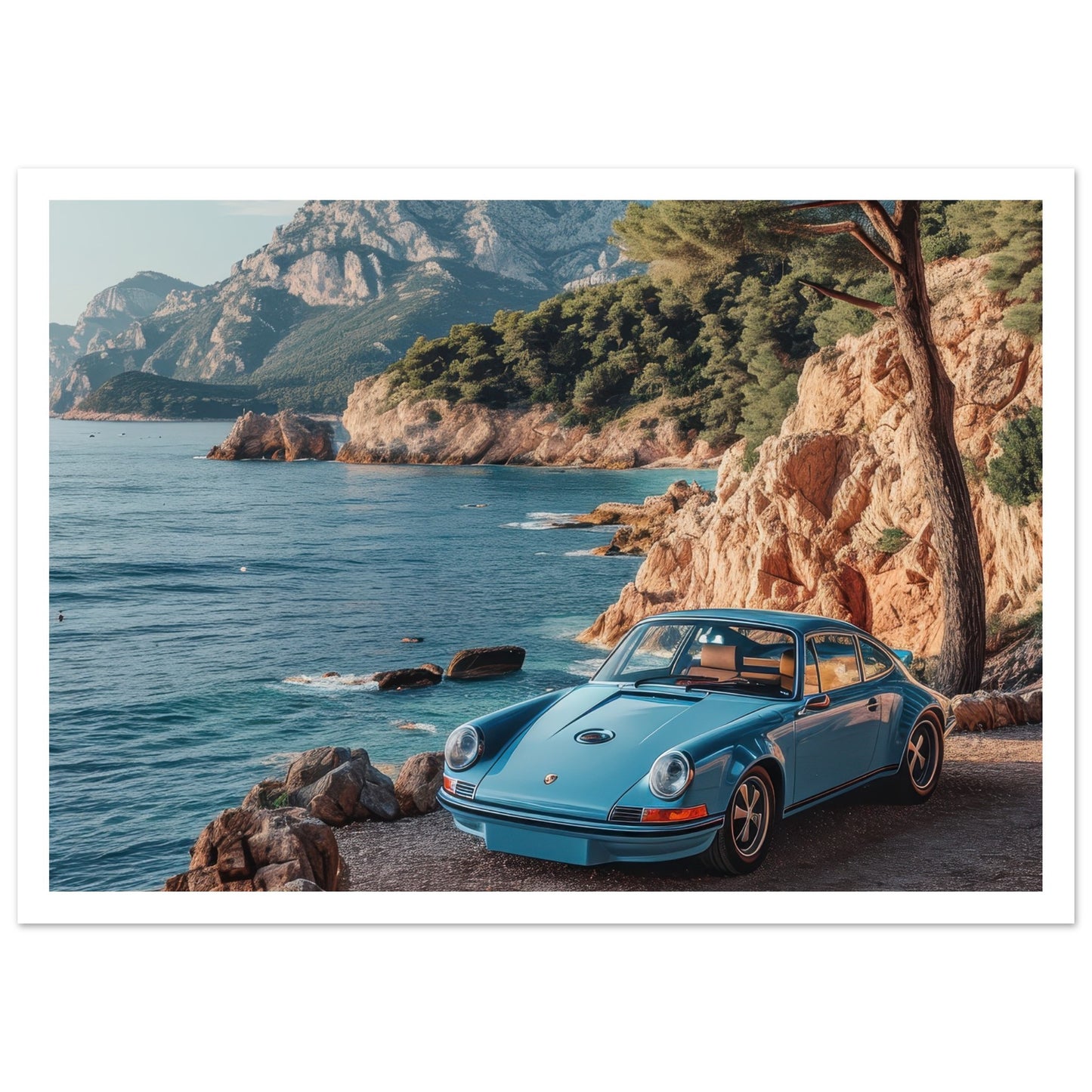 Vintage fotoposter av bil vid havet, stilfullt tryck med vit marginal, 50x70 cm | Arthena